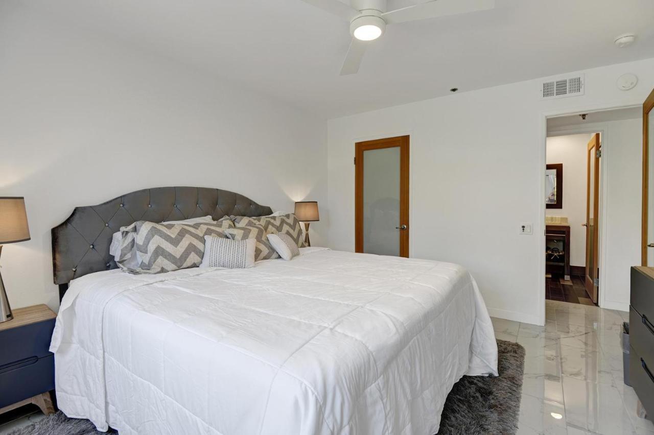 Modern Plaza Villas Oasis Palm Springs Zewnętrze zdjęcie