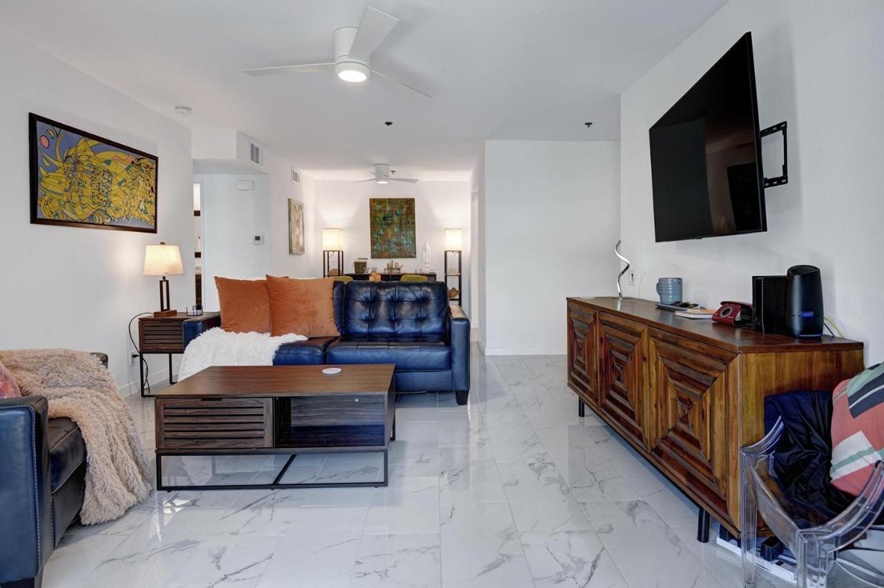 Modern Plaza Villas Oasis Palm Springs Zewnętrze zdjęcie